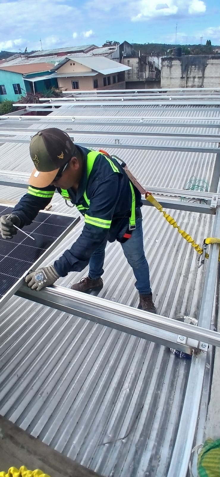 La energía solar sigue llegando a más comunidades